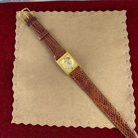 Neiman Marcus Gold Plated Roman Numerals Watch - Picture 5 of 7